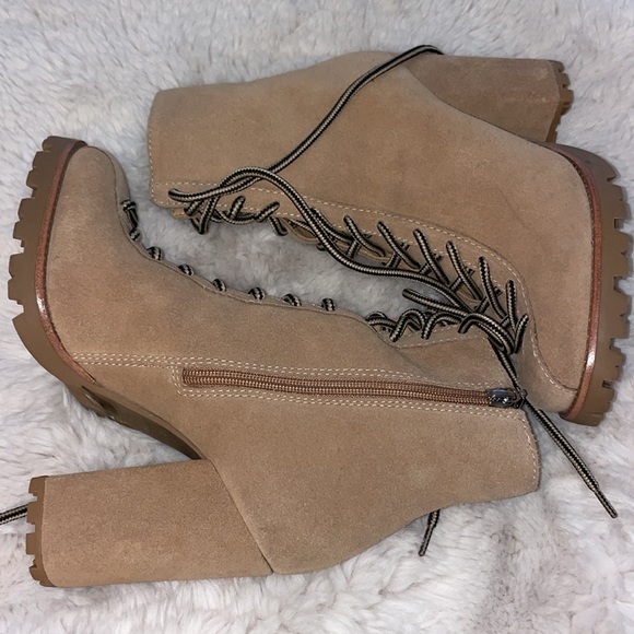 NEW Schutz Naina Suede Lace-Up Shearling Booties Boots 7.5 - Picture 6 of 9